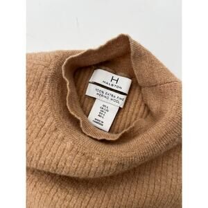 Halston hundred percent extra fine merino wool Sz XS - S Camel Brown Mocha Latte